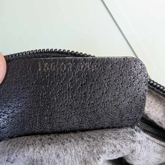 GUCCI VINTAGE GG MONOGRAM CANVAS LEATHER WOMEN'S SHOULDER BAG - Picture 9 of 10